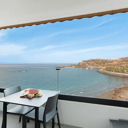 Ocean Wave Retreat Διαμέρισμα *